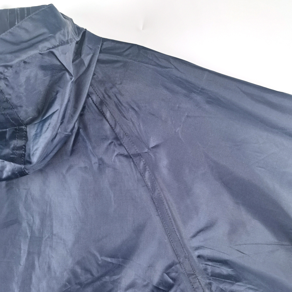 Men′s Raincoat Motorcycle Waterproof and Windproof Rain Jacket [New]