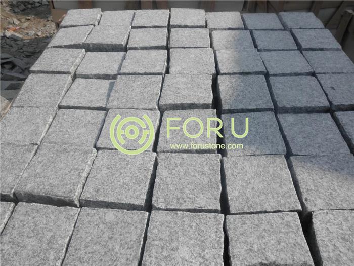 Chinese Grey Granite G603 Cobble Granite Stone for Garden Paving Stone 