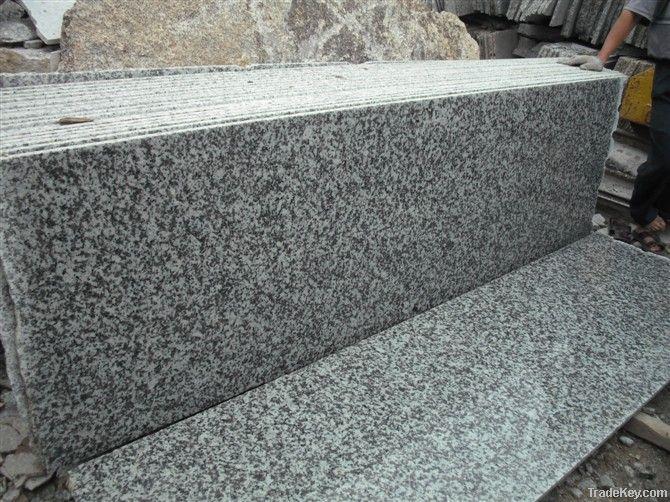 g439-white-granite-slabs.jpg
