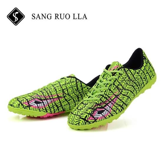 Soccer Shoes with Rubber Sole