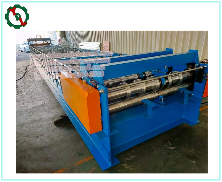 Floor Deck Forming Machine