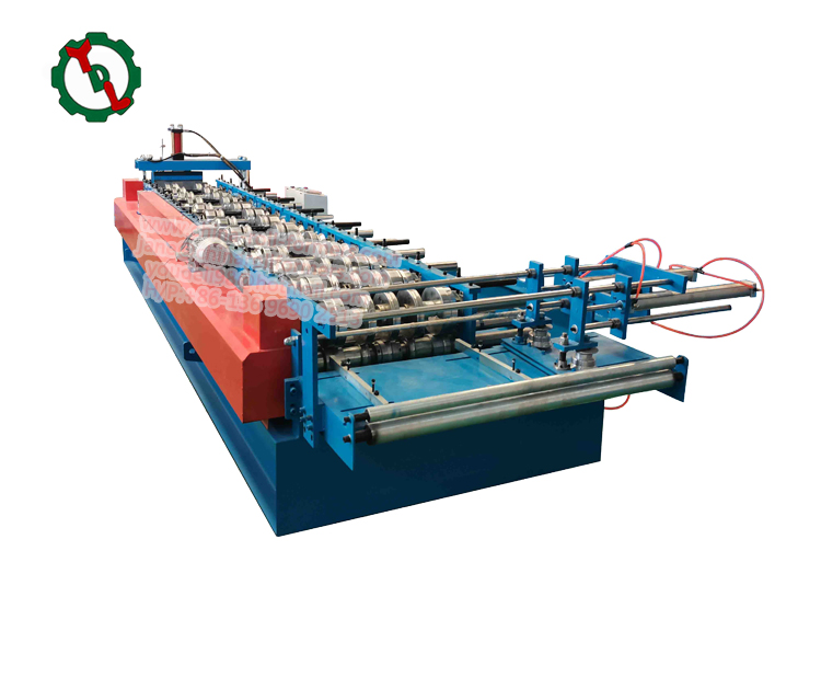 Automatische Stehfalz-Rollformmaschine mit veränderter Größe